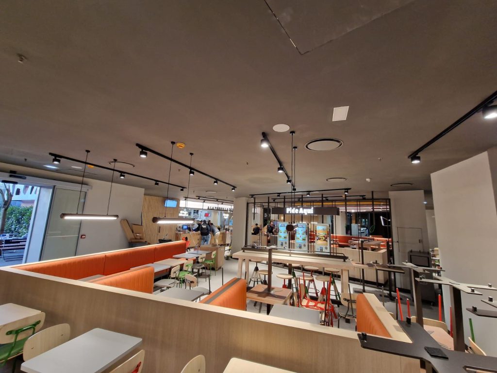 Burger King · Parque Principado · Fotografía 3